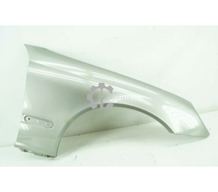 GUARDABARRO DELANTERO CLASE C W203