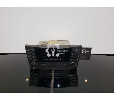 RADIO CLASE E W211 MODELO ESTANDAR