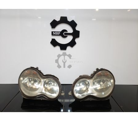 FARO DELANTERO PARA CLASE C W203 NORMAL SIN XENON